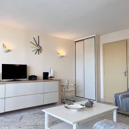 Appartement 2 Pièces Avec Vue Mer, à Cavalière - Fr-1-251-434 Le Lavandou